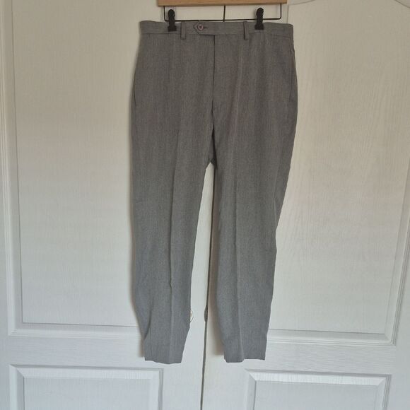 Tommy Hilfiger Men's Classic Gray Dress Pants - Picture 4 of 16